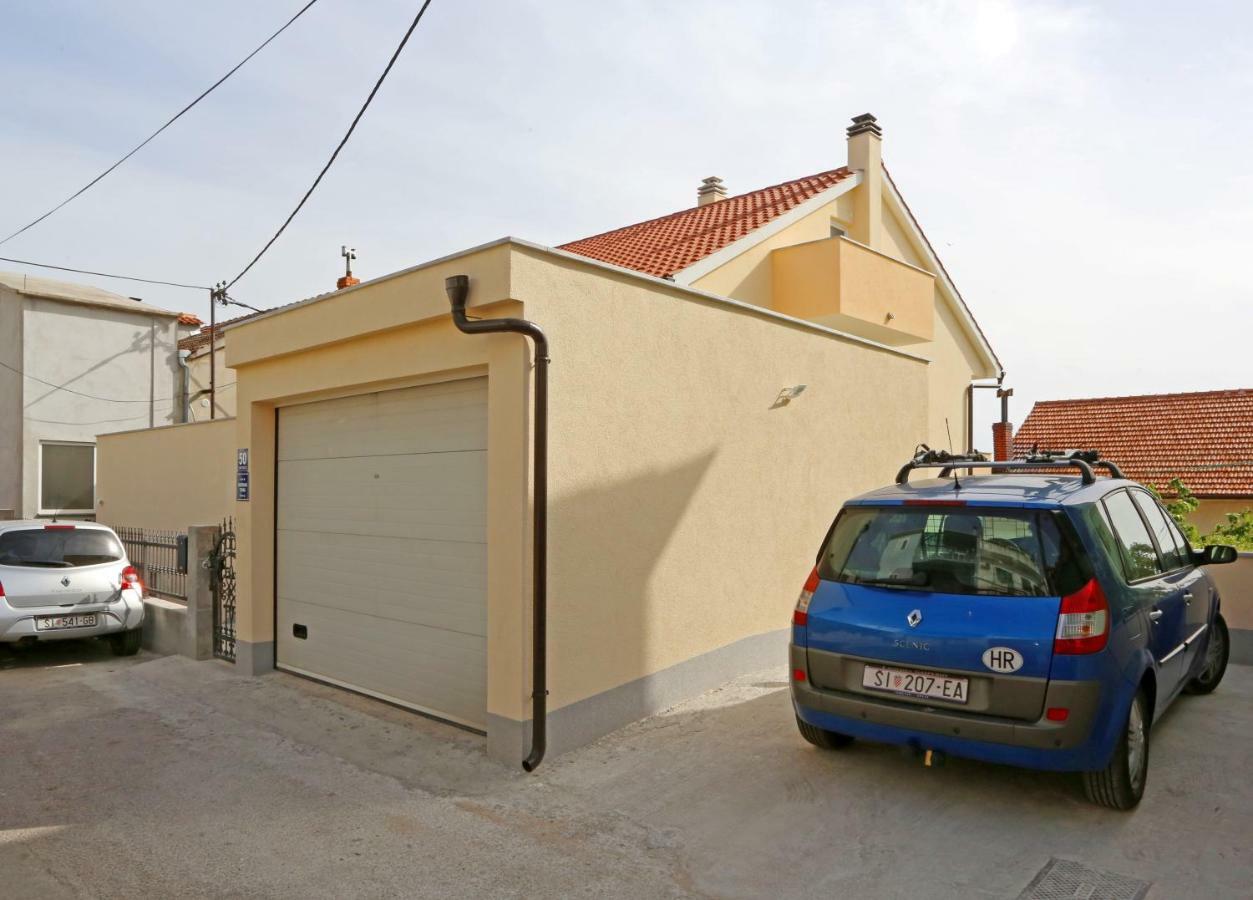 Apartment Tonka Sibenik Exterior photo